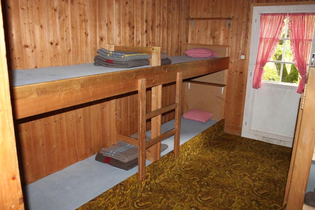 Hotel Posthaus Urigen Unterschächen Zimmer foto