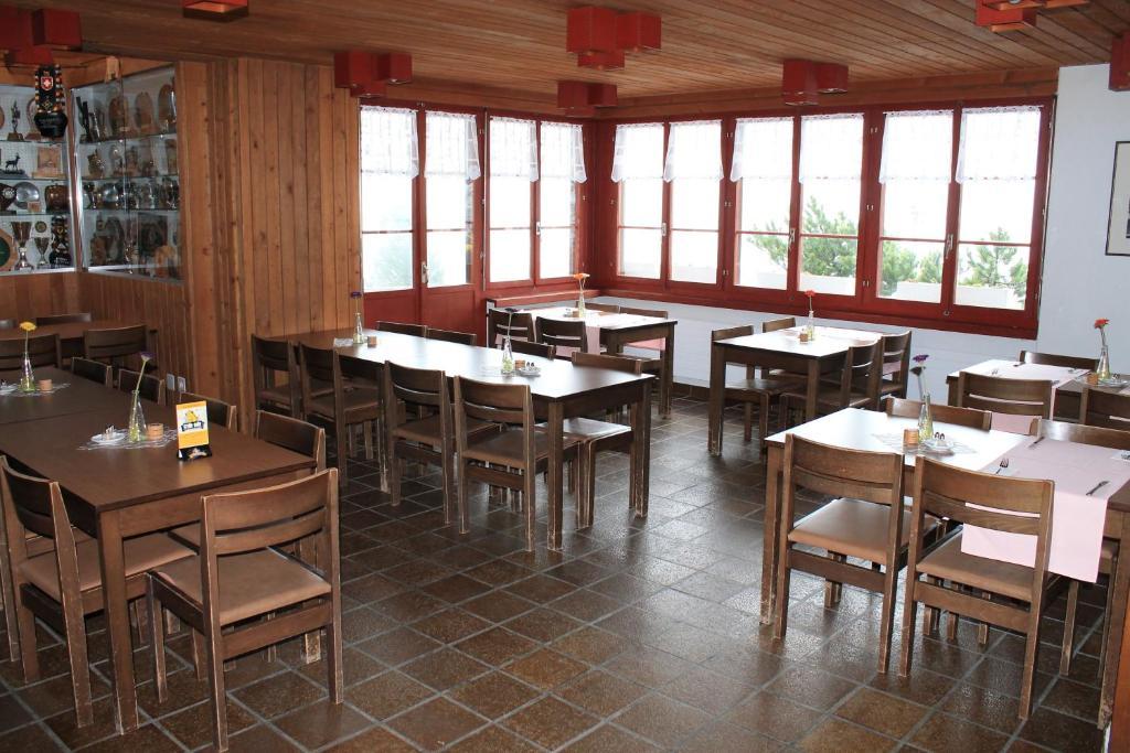 Hotel Posthaus Urigen Unterschächen Exterior foto